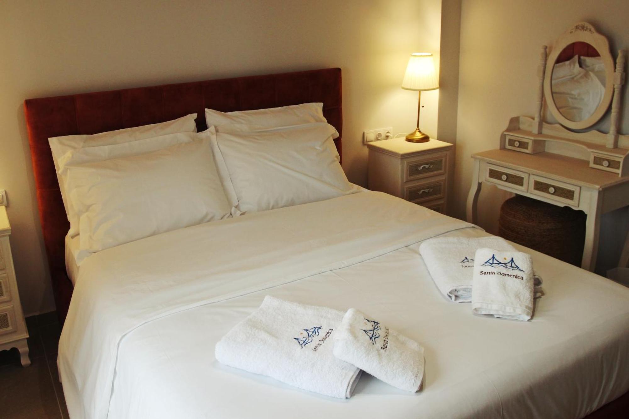 Santa Domenica Nafpaktos - Rooms And Apartments By The Sea מראה חיצוני תמונה